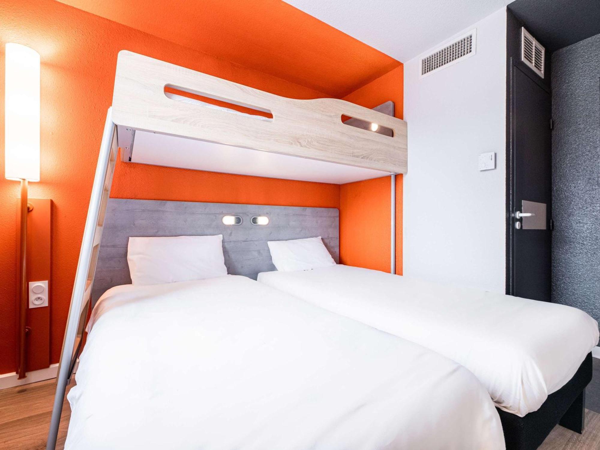 Ibis Budget Carcassonne Aeroport - A61 Экстерьер фото
